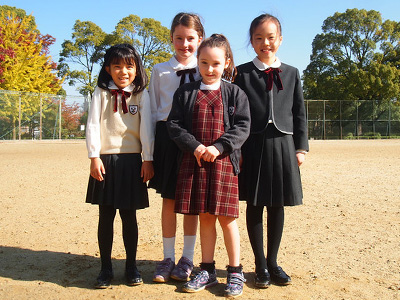 安心の関税送料込み AIWININTERNATIONALSCHOOL 制服 AIWIN制服 セット